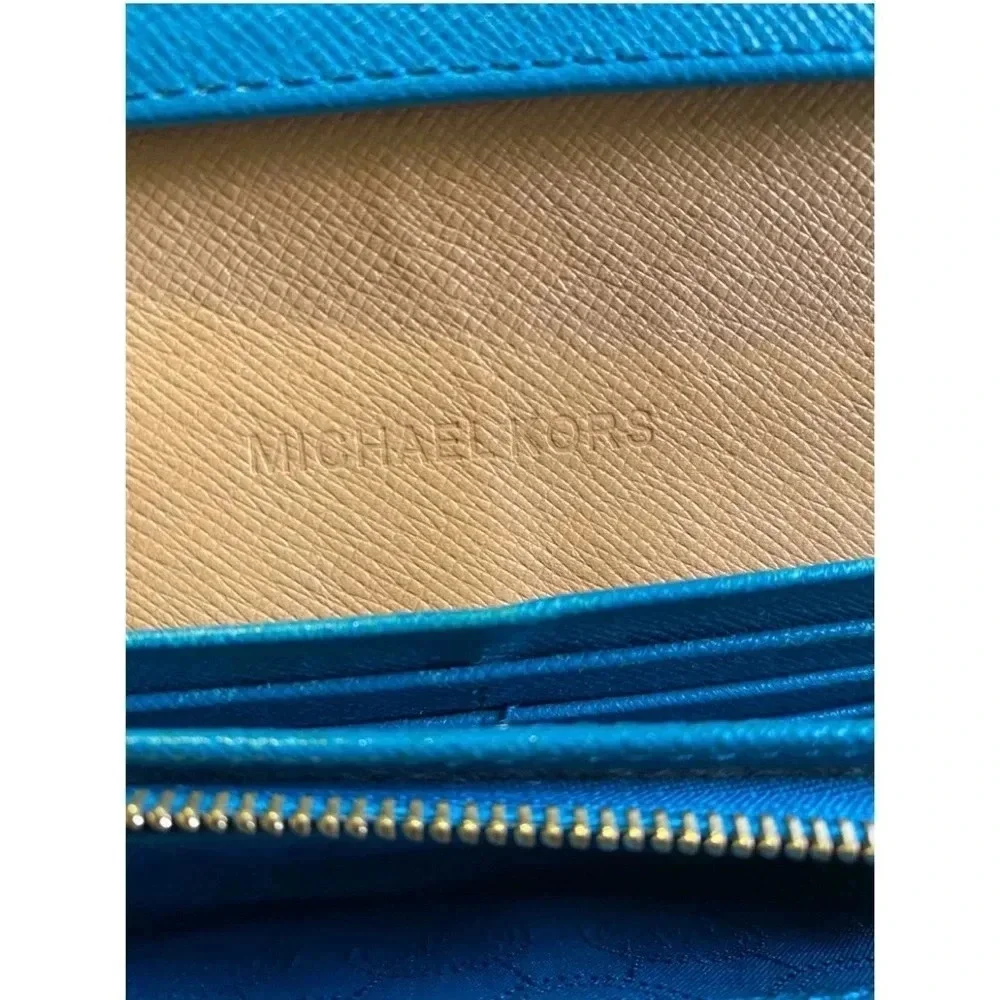 Michael kors green saffiano leather wallet